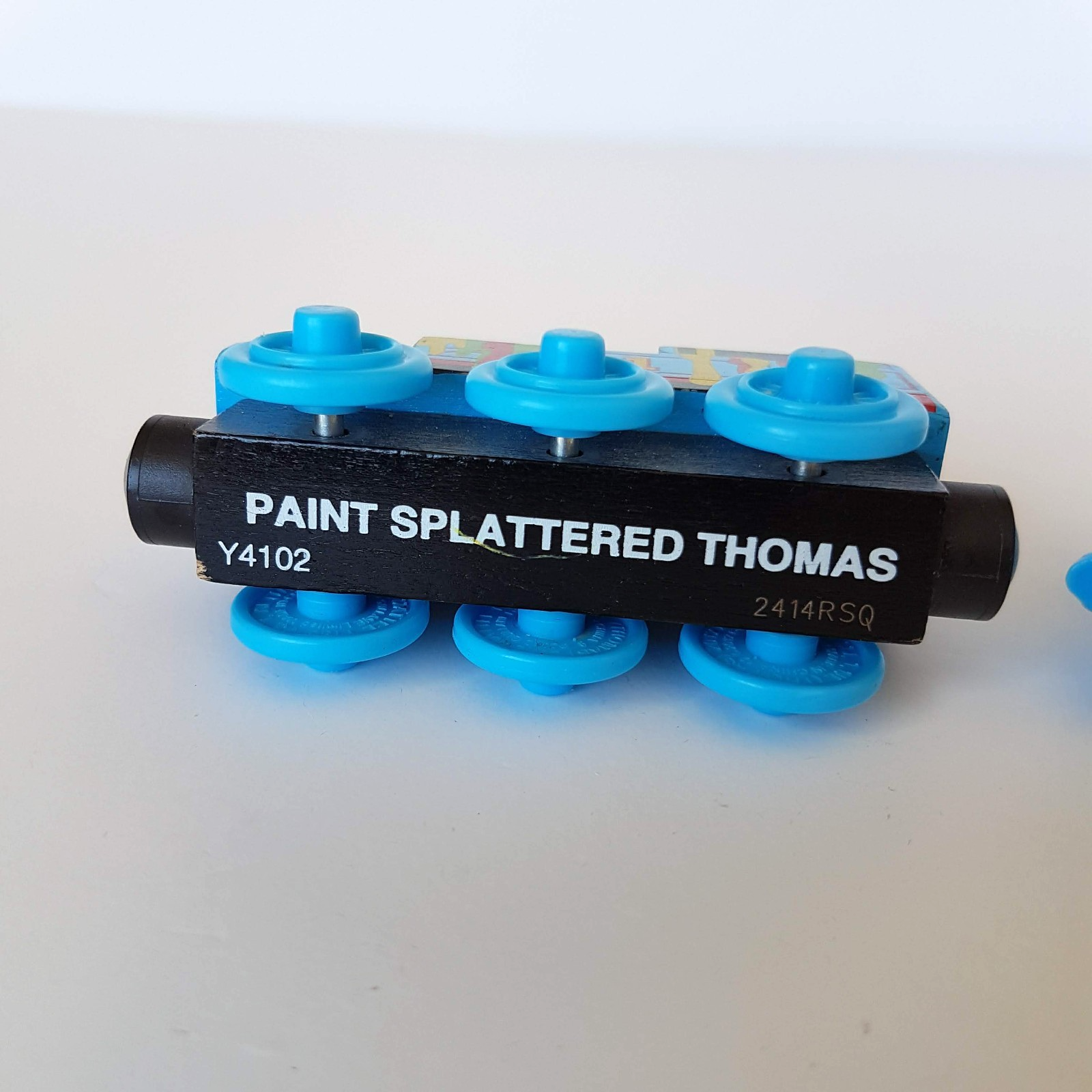 Thomas PAINT SPLATTERED & WINTER WONDERLAND Magnetic Wooden Railway Train Toys12