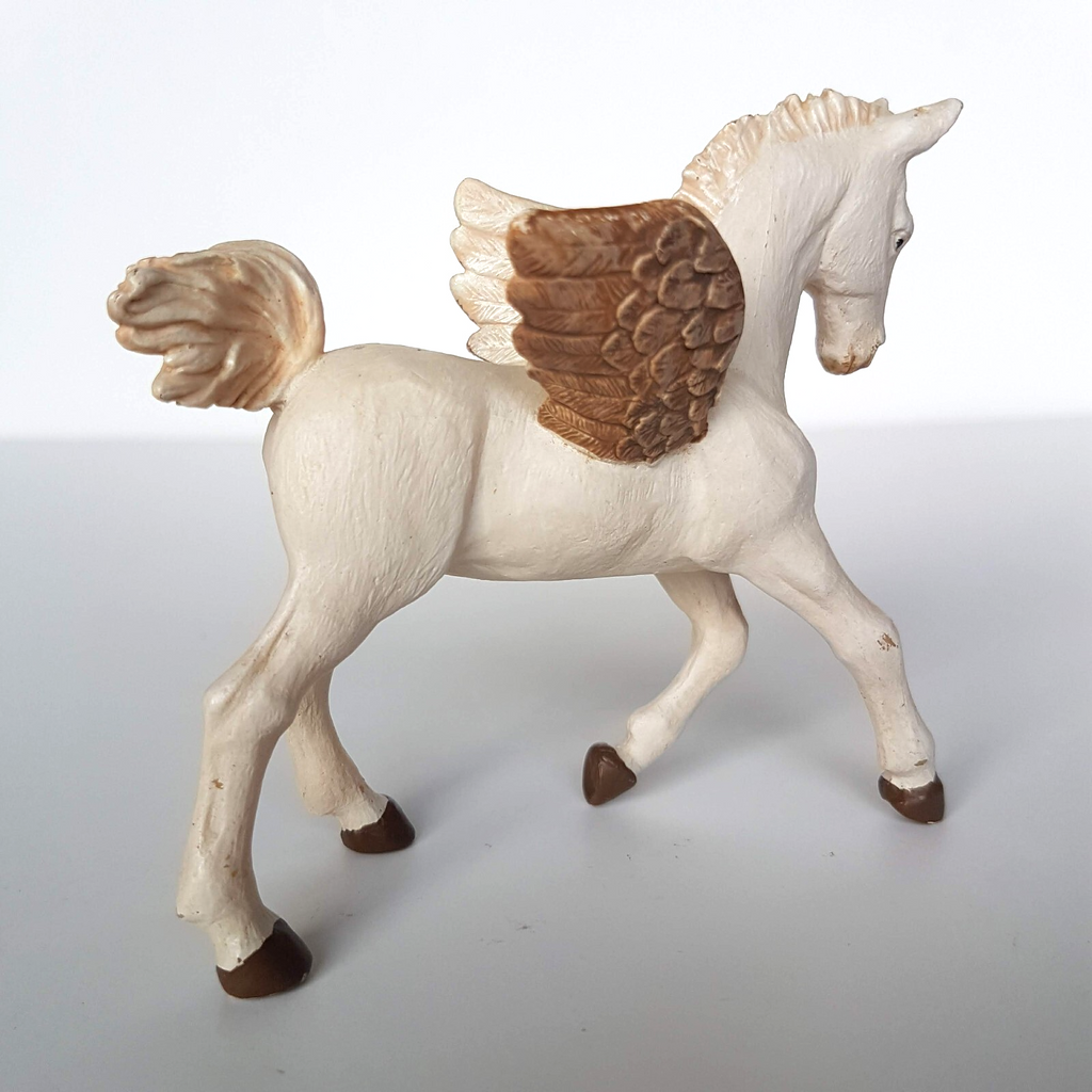 2011 PAPO 9cm BABY PEGASUS Magic Fantasy Horse Figure Figurine White Gold Toy #13