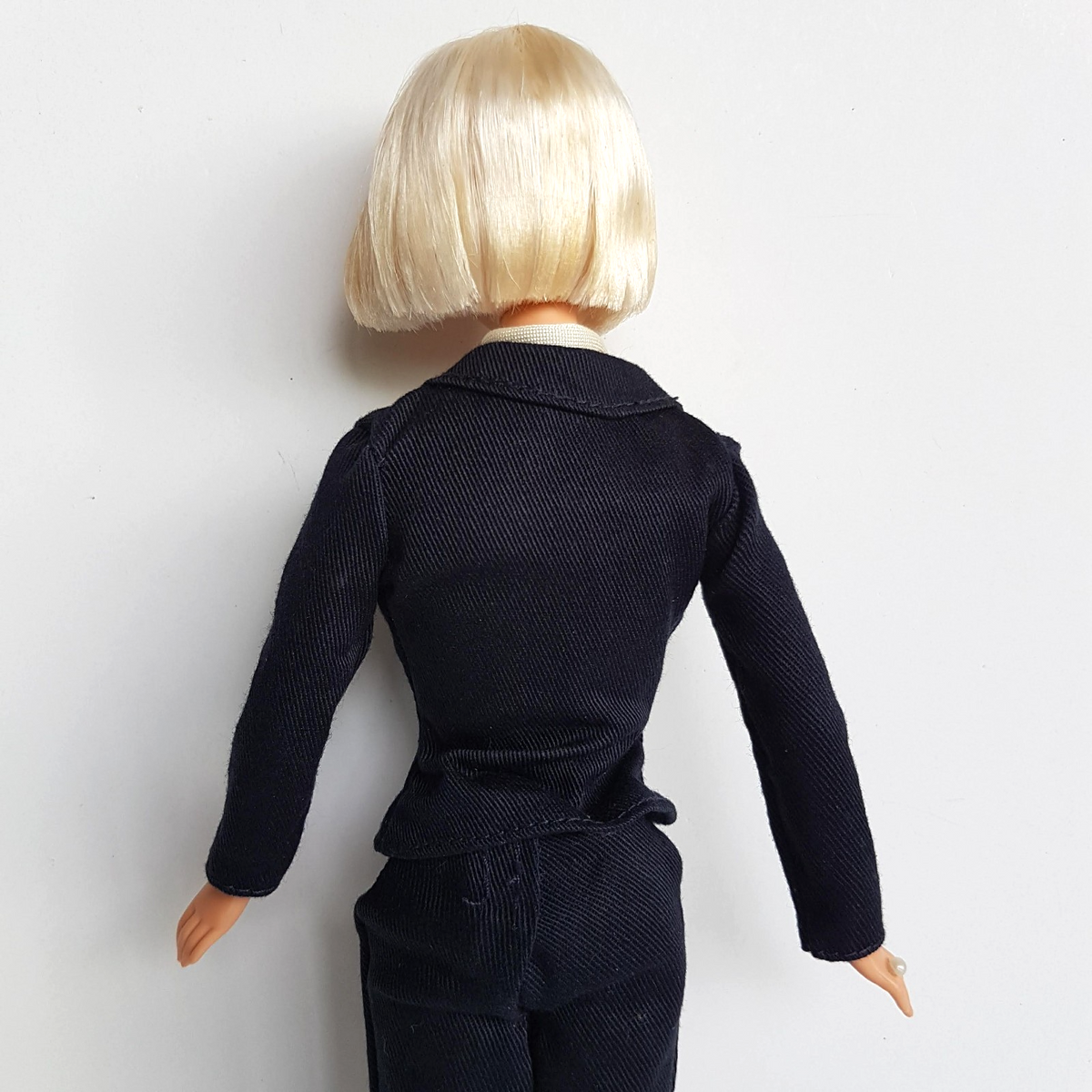 Vintage PILOT BARBIE Fashion Doll 29cm Clothes Shoes Jewellery Outfit NO CAP Toy10
