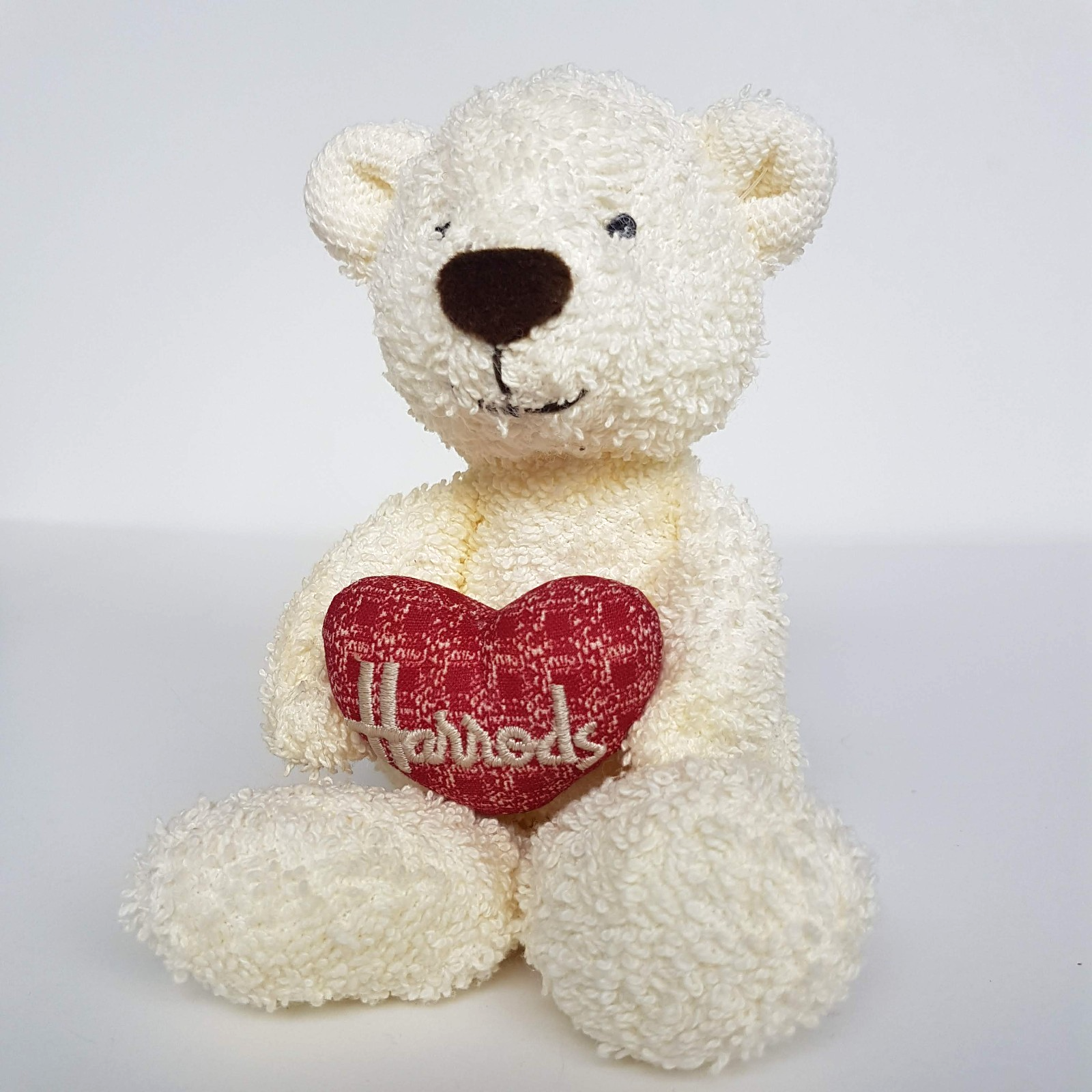 HARRODS HEART TEDDY BEAR 20cm Stuffed Animal Love Heart Soft Toy Cute Beanbag1