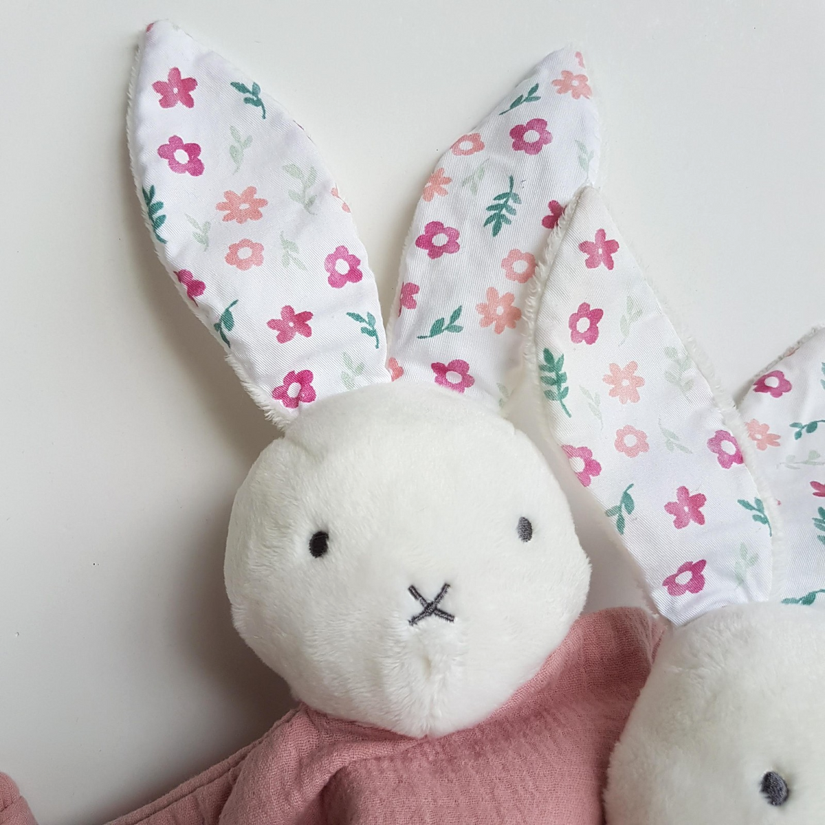 Bub BUNNY RABBIT Lovey ACTIVITY TOY Rattle Plush Security Comforter Soft Toy1