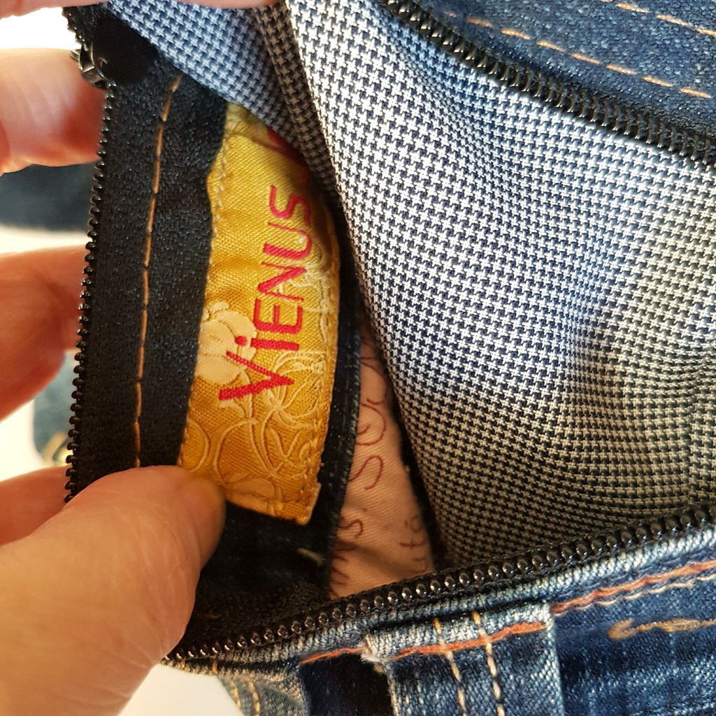 Handmade DENIM JEANS BACKPACK Bag Upcycled Rhinestone Embellished Vienus Jeans16