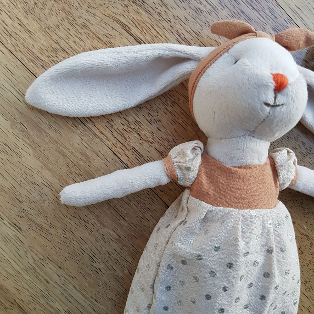Jiggle & Giggle BUNNY RABBIT Plush 33cm Soft Toy Stuffed Animal TAGS Floppy Cute2