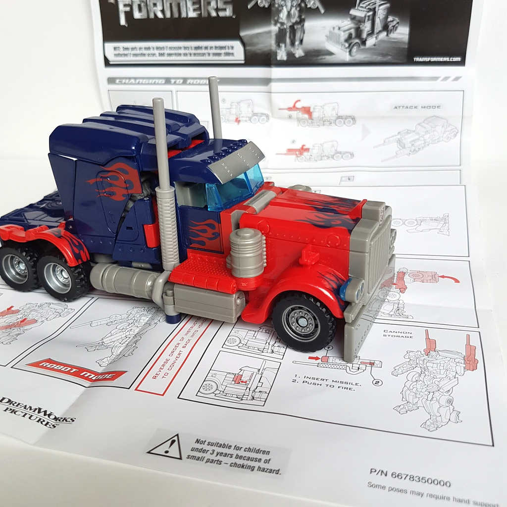 Transformers OPTIMUS PRIME Truck 2007 18cm Autobot Robot Action Figure Toy EUC2