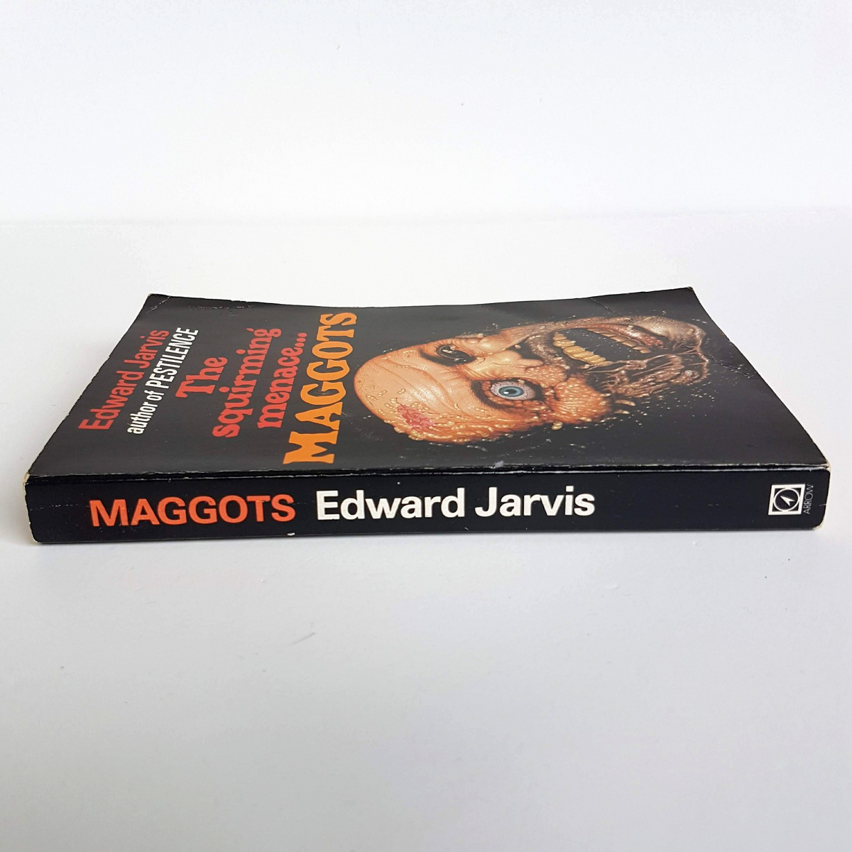 Rare 1986 MAGGOTS Edward Jarvis Book Horror Paperback Scary Novel Collectible4