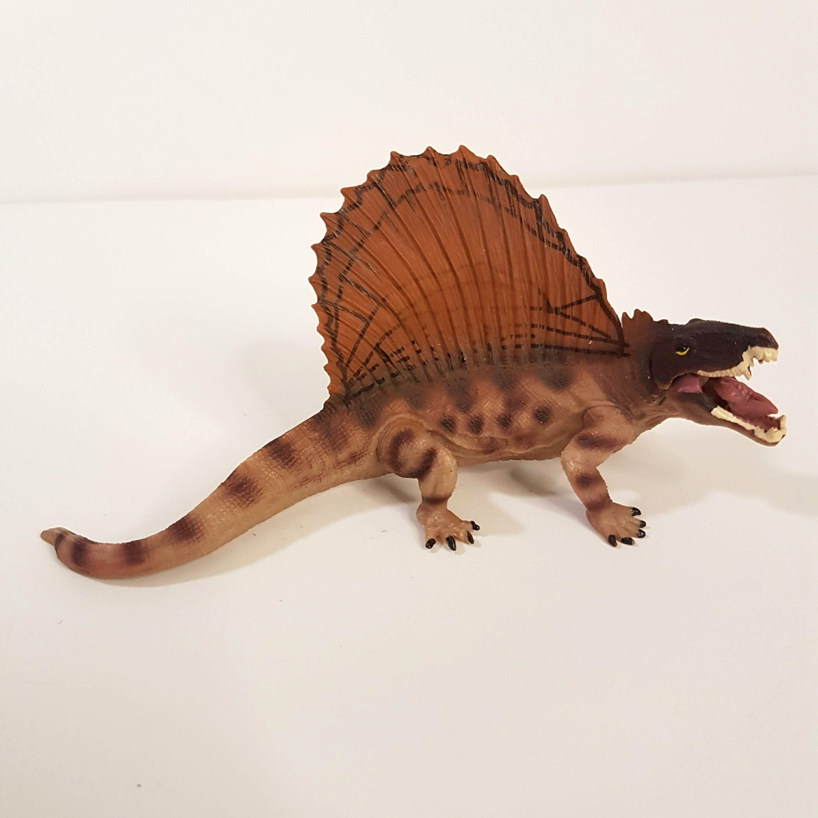 Generic Brand VINYL DINOSAUR LOT Triceratops Stegosuarus Action Figure Toy10