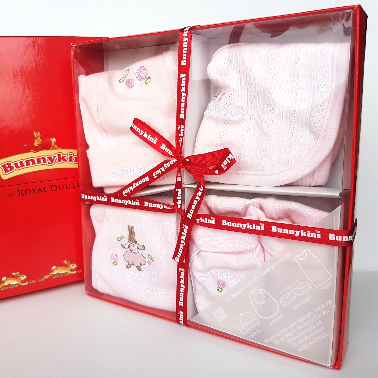 New BUNNYKINS Royal Doulton BABY SET Size 00 0 Pink Hat Bib Singlet Booties BOX1