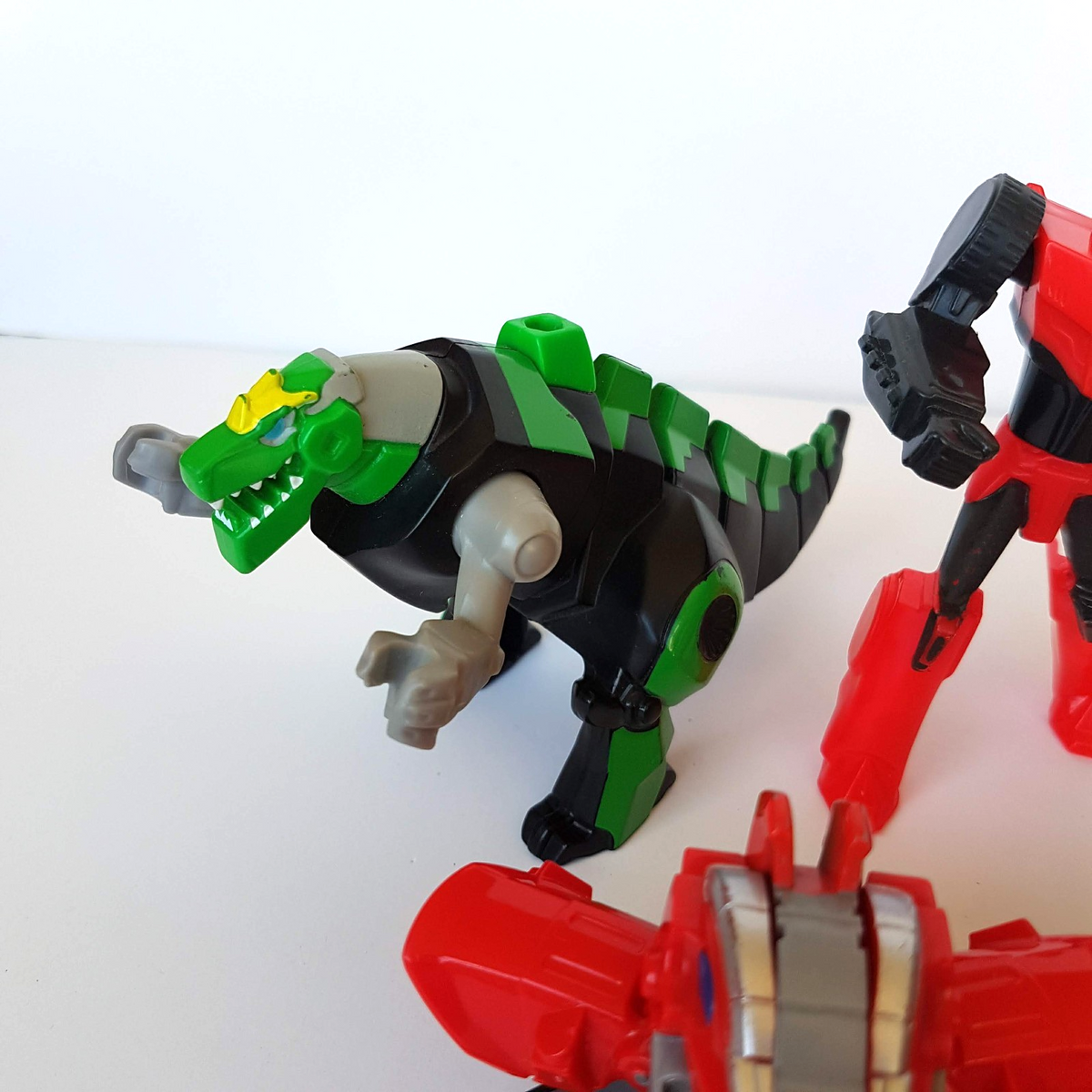 TRANSFORMERS McDonalds Happy Meal Toys Action Figures Collectible Toy Lot Bundle5