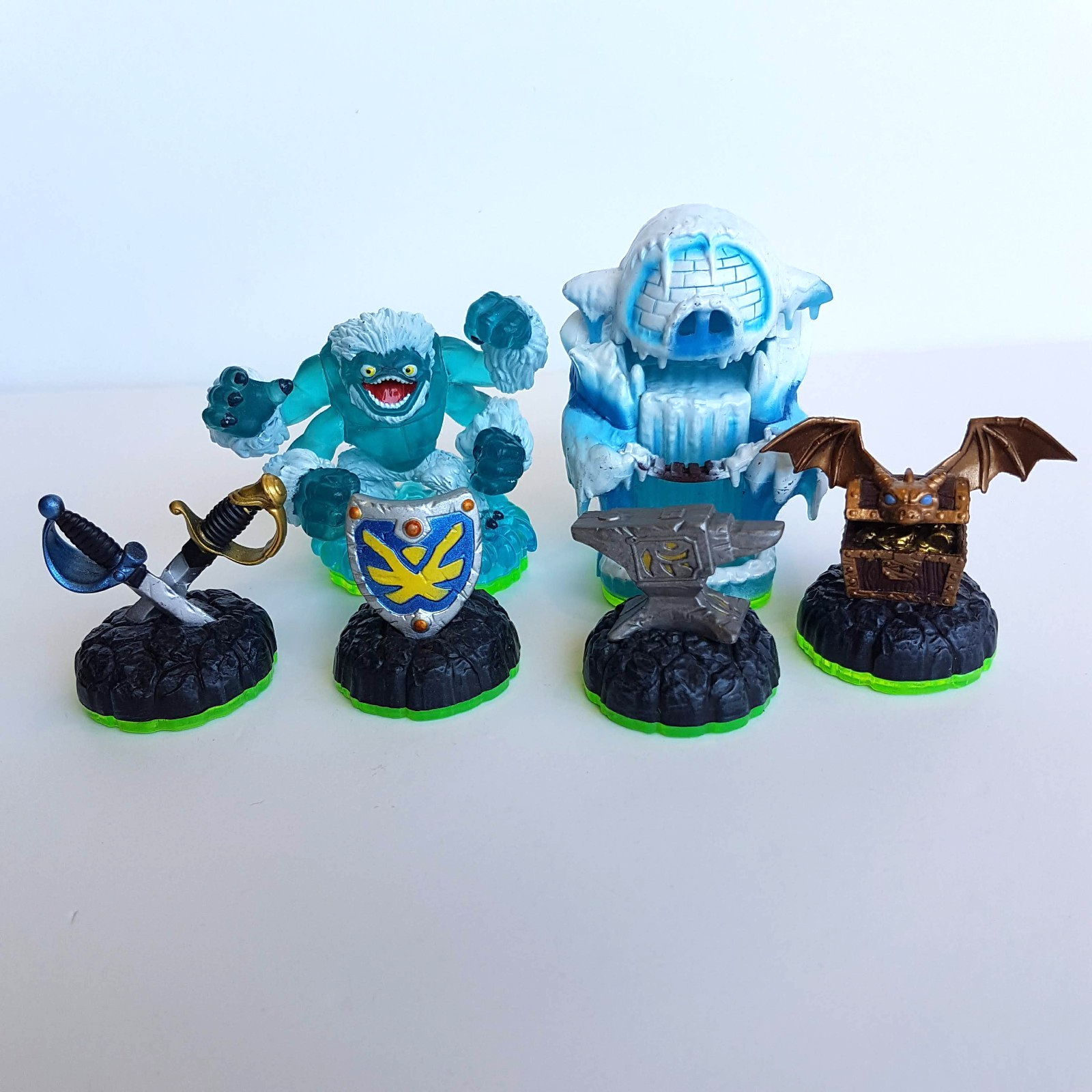 Skylanders EMPIRES OF ICE + EXTRAS Spyros Adventure Hidden Treasure Ghost Swords0
