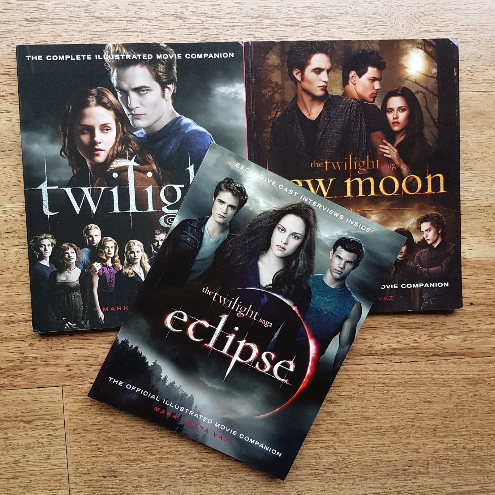 Twilight ILLUSTRATED MOVIE COMPANION BOOKS 3 Paperback Vampires Edward & Bella0
