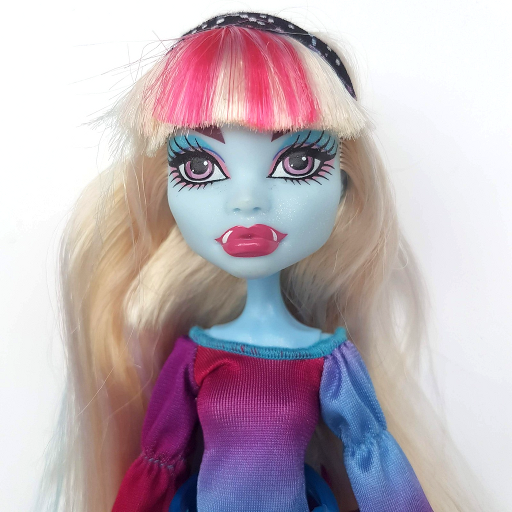 Monster High ABBEY BOMINABLE Music Festival Mattel Blue Fashion Doll Outfit Toy7