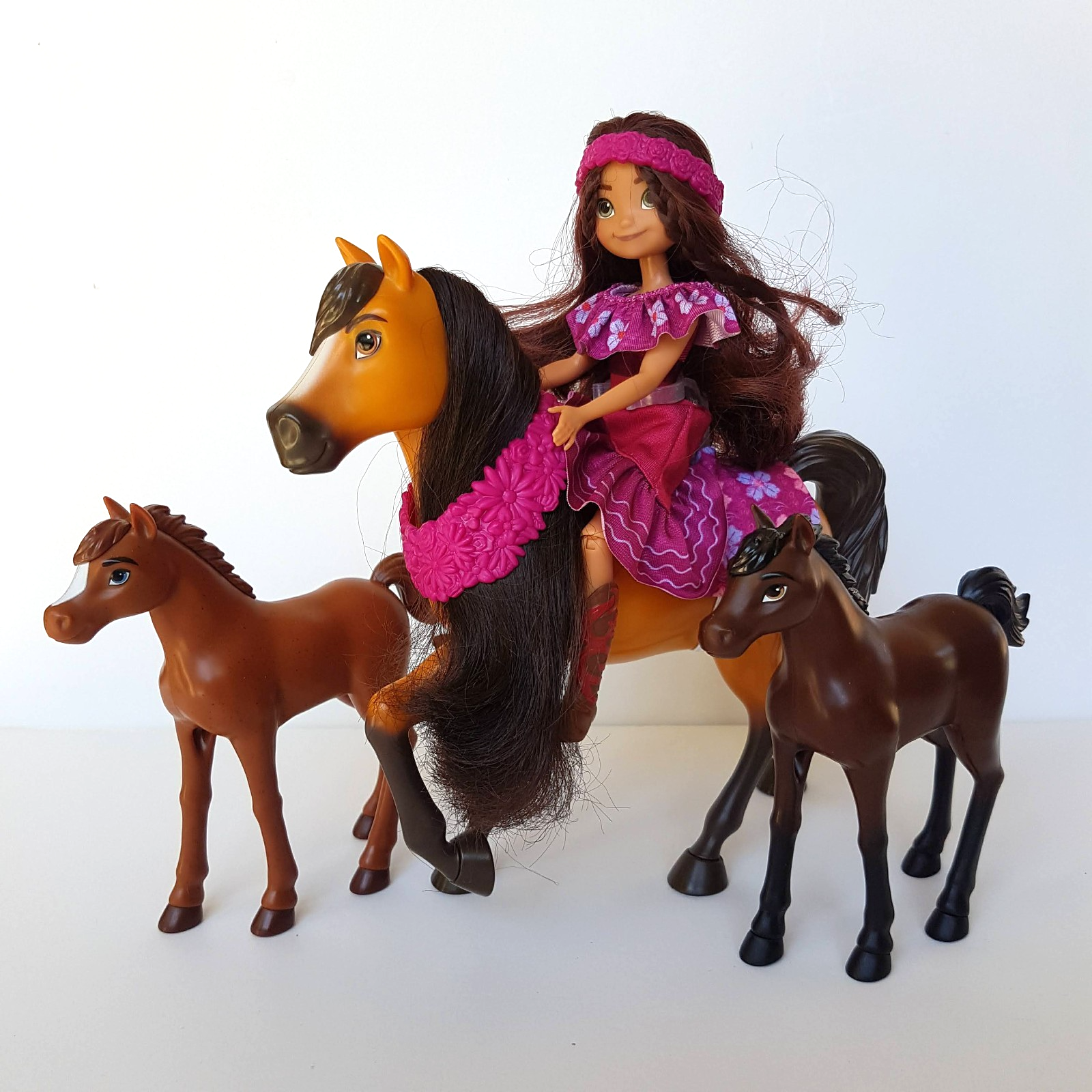 Spirit Untamed MIRADERO FESTIVAL Horse Figure Lucky Pony Doll Playset Foal0