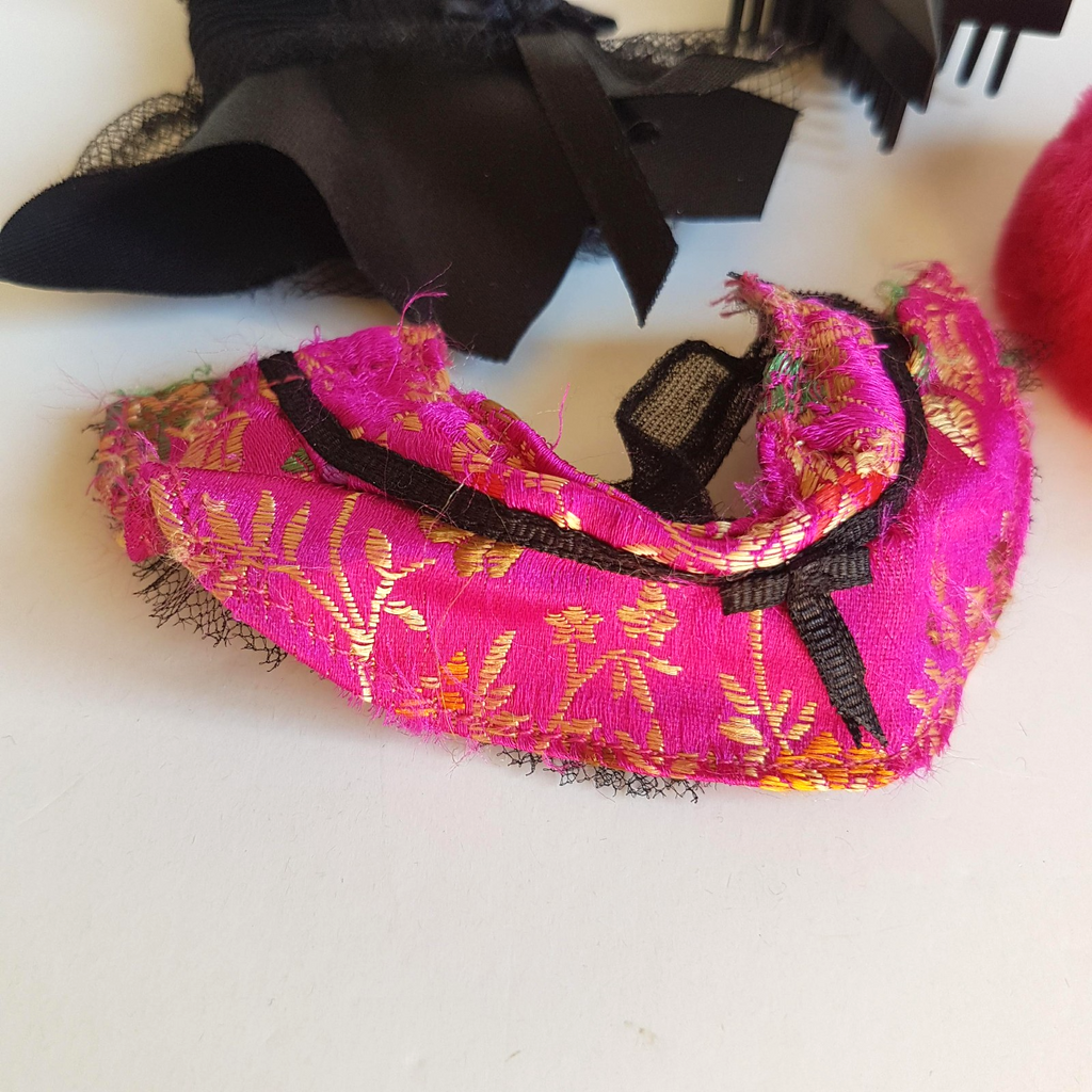 Bratz Doll OOH LA LA DANA Replacement Shirt Boa Dress Brush Fashion Doll Parts3