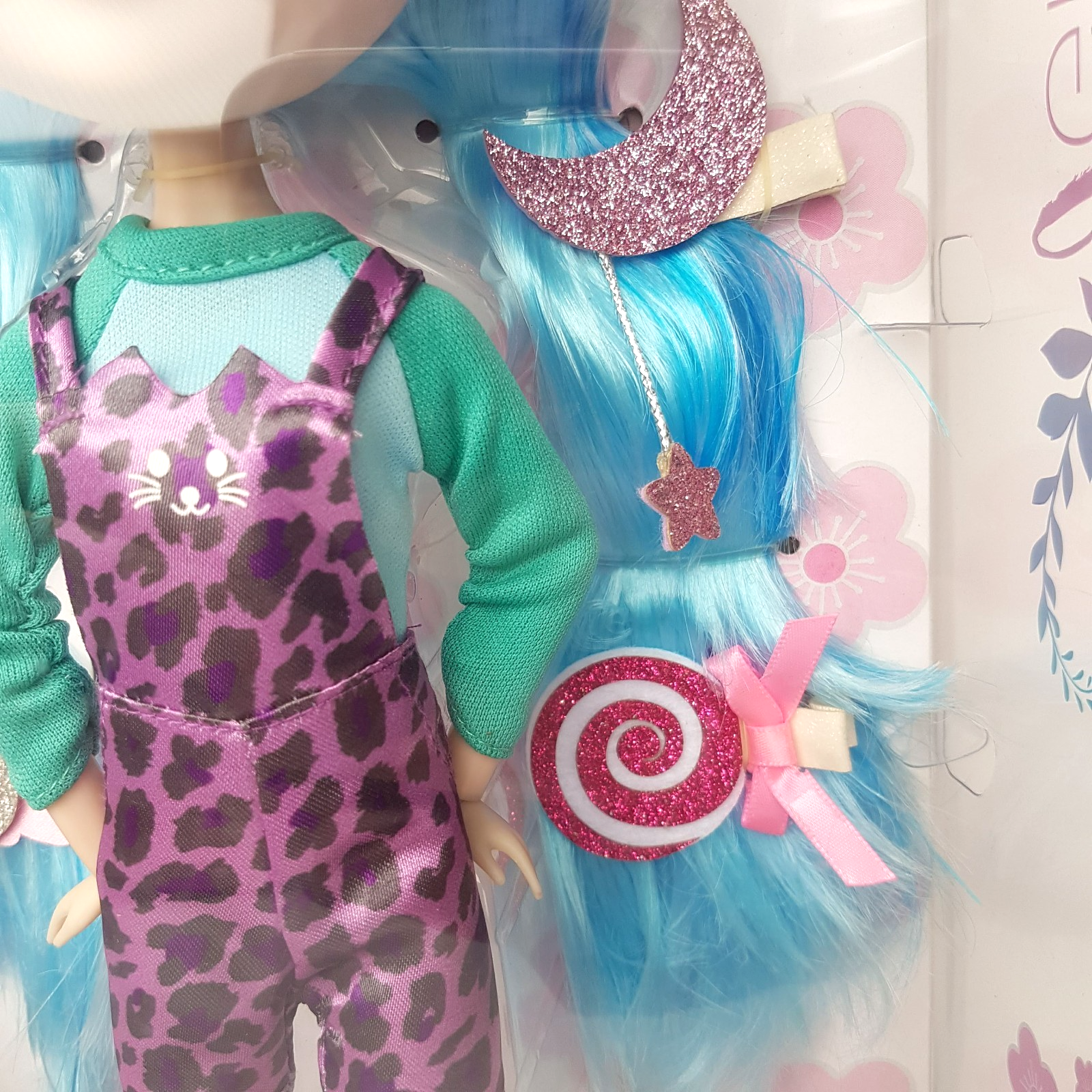 SHIBAJUKA GIRLS Doll KOE 2016 13" Retired Rare NRFB Fashion Doll Pink Blue Toy4
