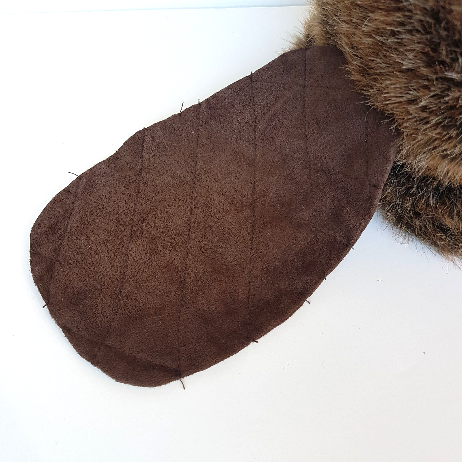 Chateau Whistler BEAVER GOLF CLUB COVER 35cm Soft Toy Cover Windsor Canada9