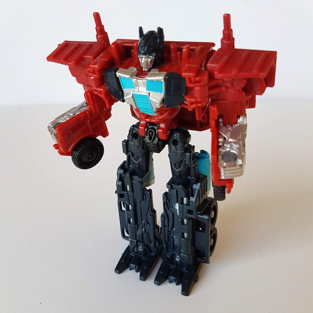 Transformers OPTIMUS PRIME Energon Ignitors Action Figure AUTOBOT Robot Truck1