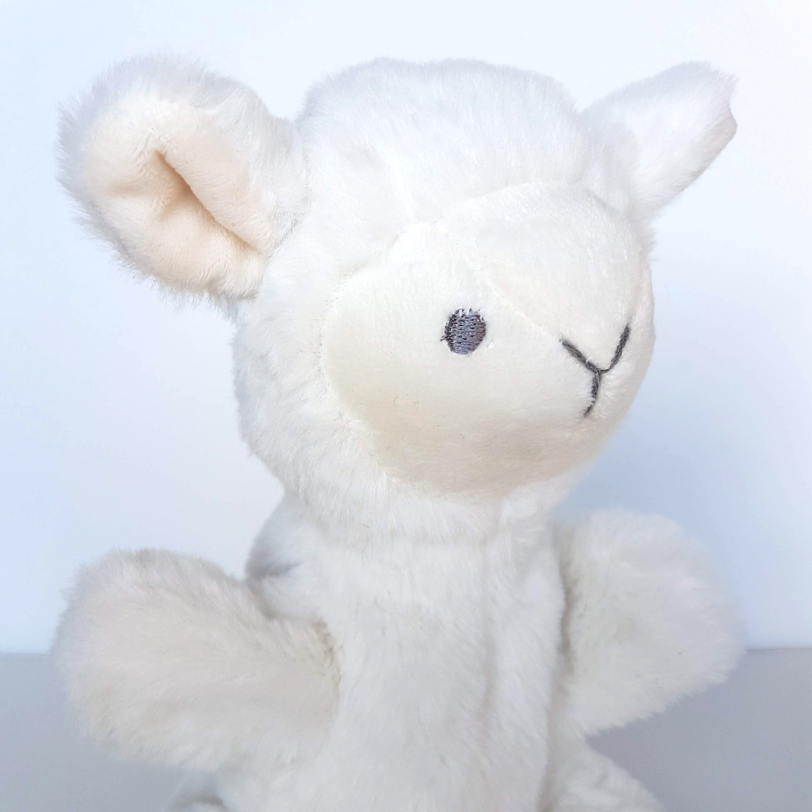 Kaiser LAMB SHEEP HAND PUPPET Plush 23cm Soft Toy Stuffed Animal Cuddly Cute1