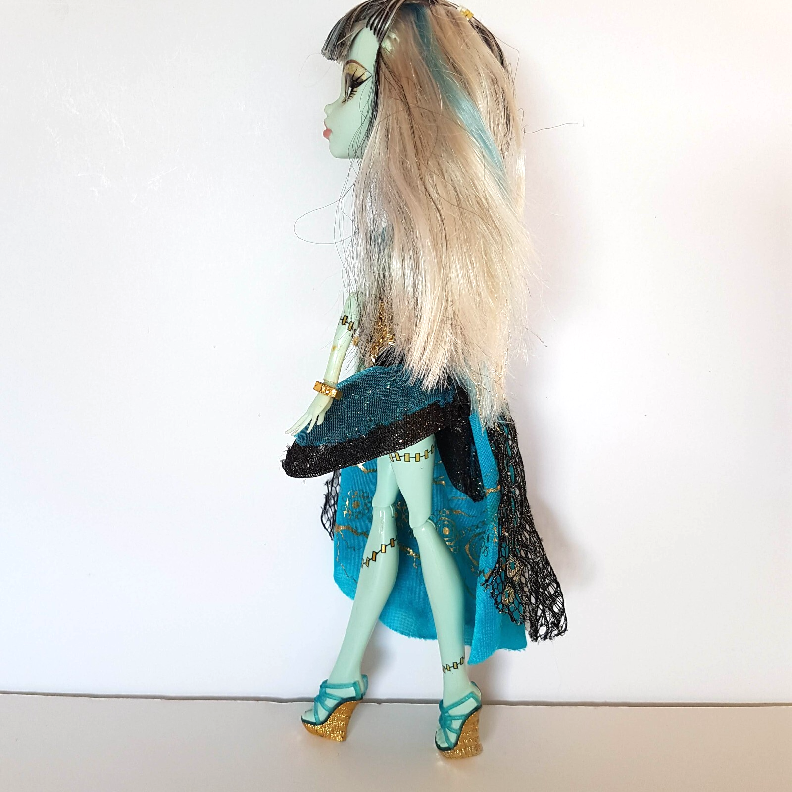 Monster High FRANKIE STEIN 13 WISHES Vampire Fashion Doll Dress Shoes Jewellery8