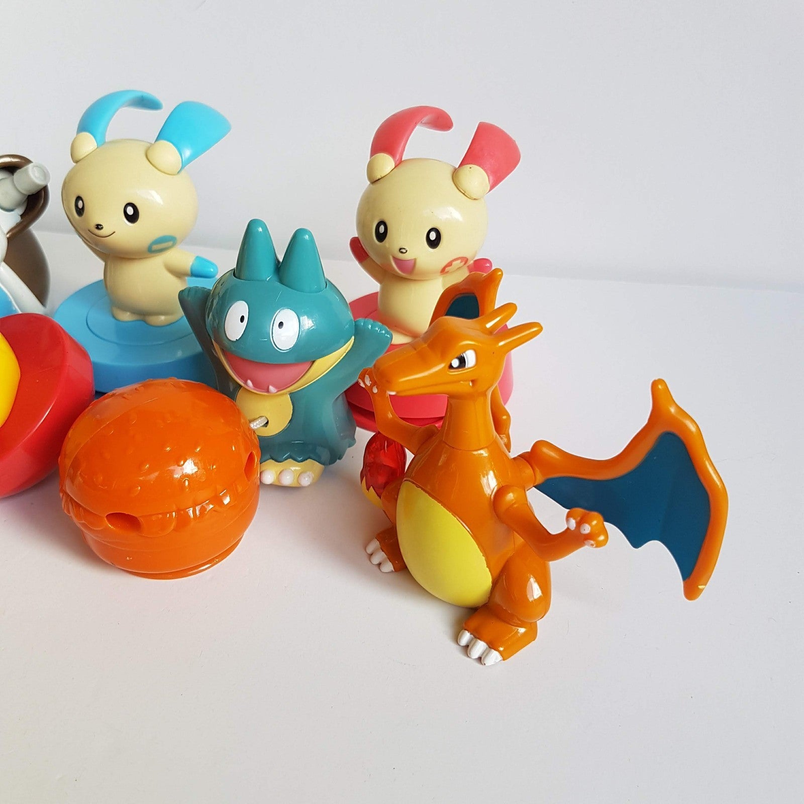 Pokemon McDonalds Happy Meal Toy LOT Charizard Snivy Minim Torchic Action Figure3