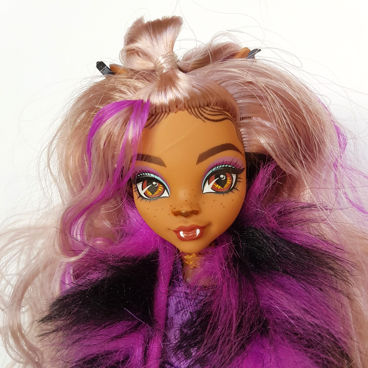 Monster High CLAWDEEN Doll Faboolous Friends Wolf 2022 Mattel Fashion Doll Dress7