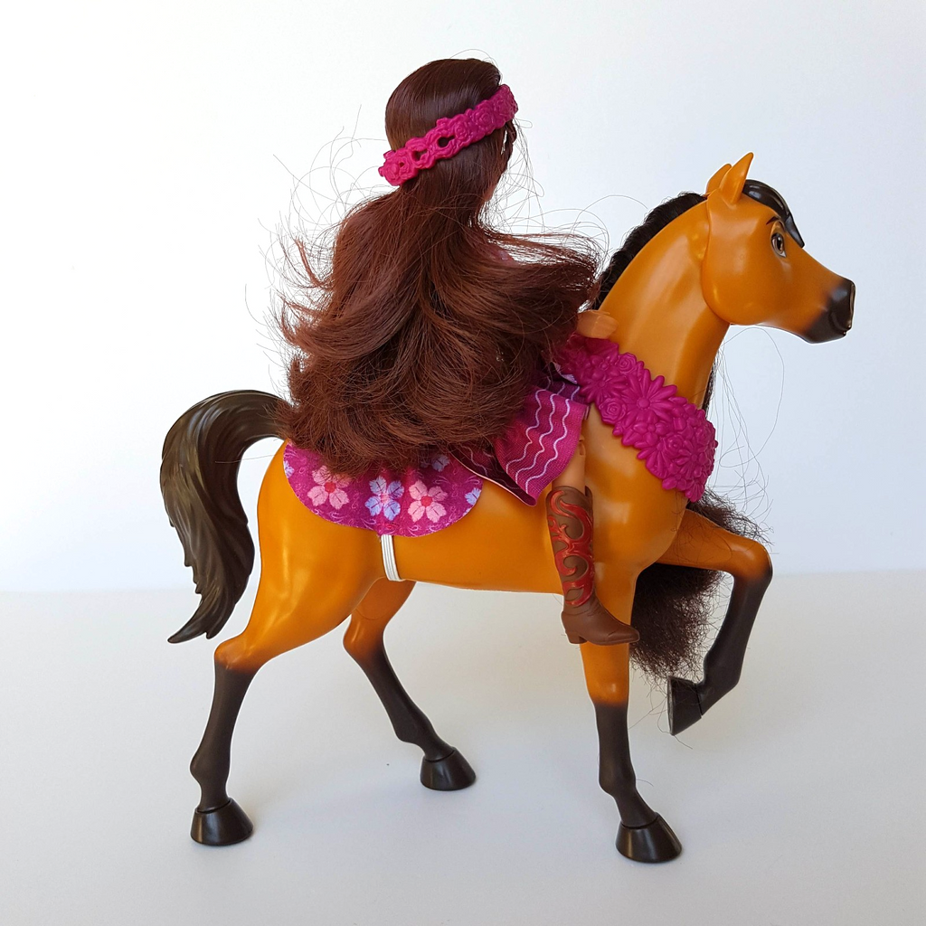 Spirit Untamed MIRADERO FESTIVAL Horse Figure Lucky Pony Doll Playset Foal6