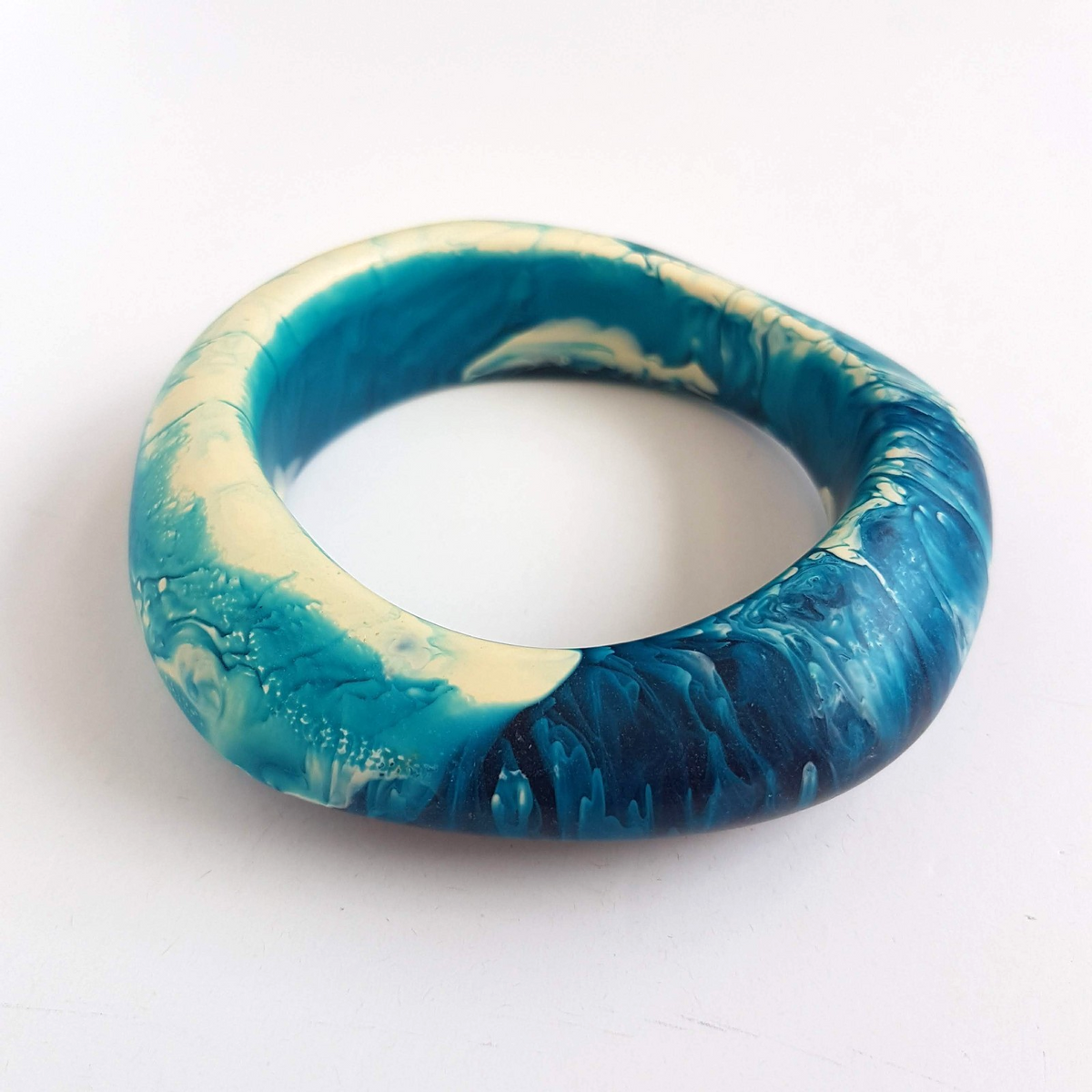 DINOSAUR DESIGNS Polished Resin Bangle BLUE Ocean 2.5" Diameter Beach Bracelet5