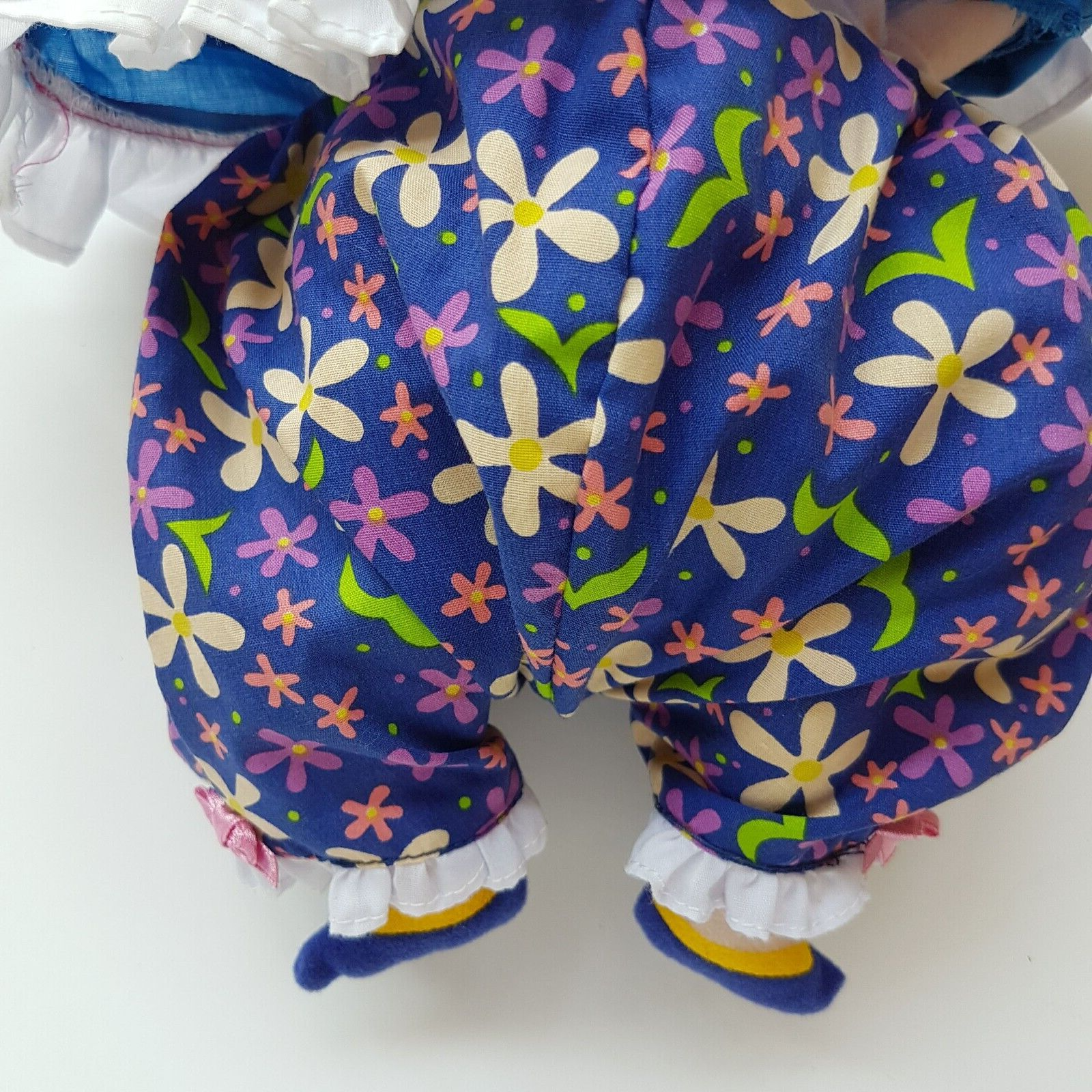 RARE Child's Play OLD LADY WHO SWALLOWED THE SEA Plush Doll Nursery Rhyme Toy8