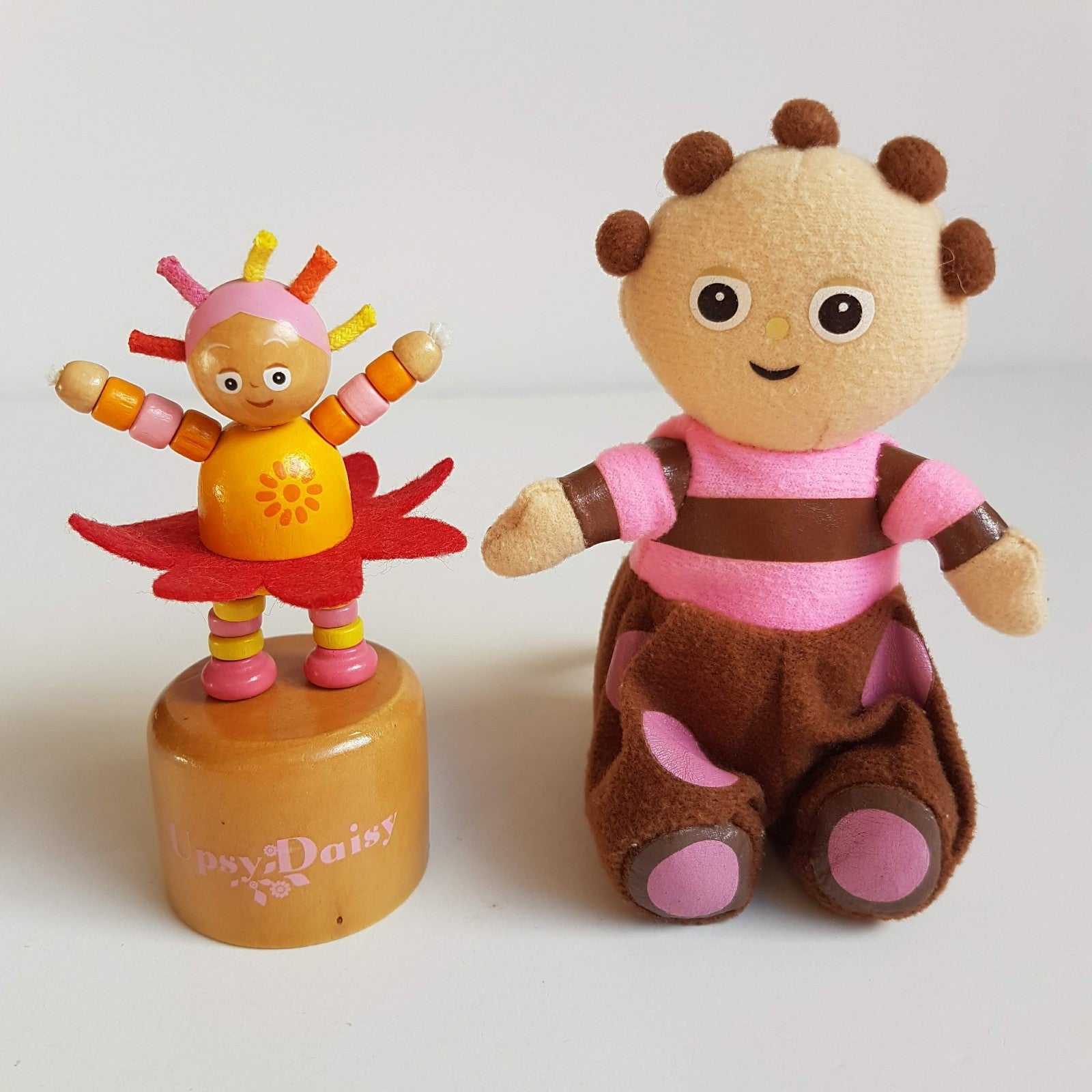 IN THE NIGHT GARDEN Figures LOT Igglepiggle Upsy Daisy Makka Pakka Push Toy8