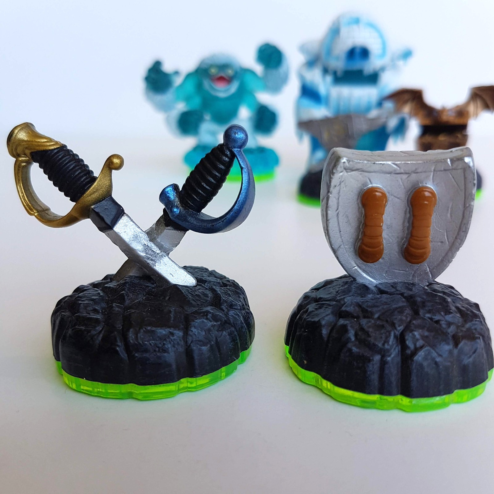 Skylanders EMPIRES OF ICE + EXTRAS Spyros Adventure Hidden Treasure Ghost Swords6