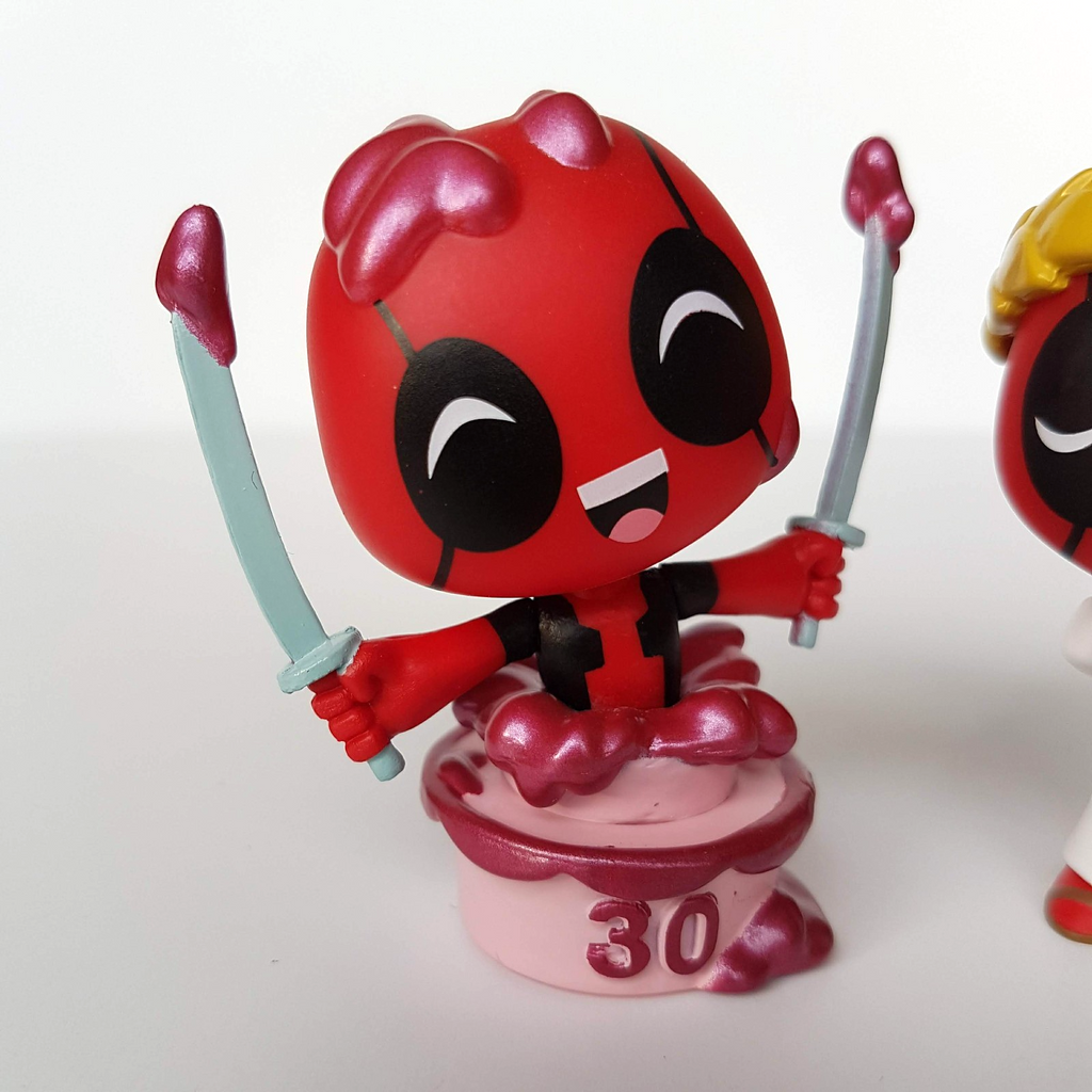 Funko Mystery Minis DEADPOOL 30th Anniversary + Roman Senator Action Figures Toy1