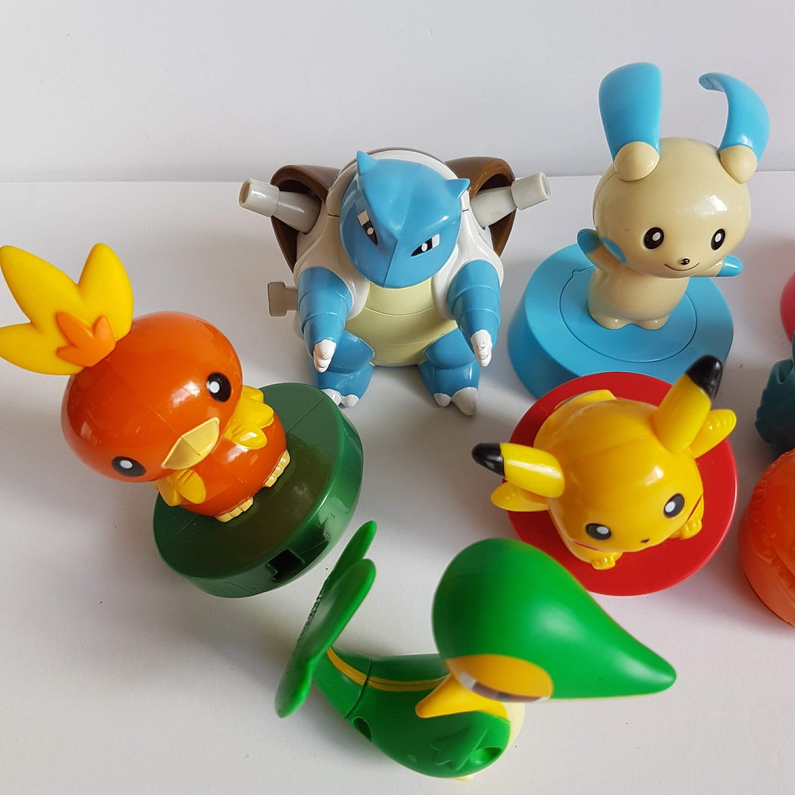 Pokemon McDonalds Happy Meal Toy LOT Charizard Snivy Minim Torchic Action Figure5