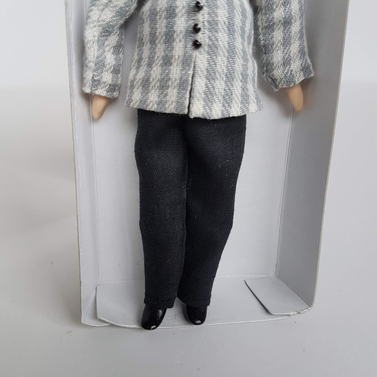 Del Prado Doll House VICTORIAN GENTLEMAN Man Doll Beard BOXED Collectible Toy10