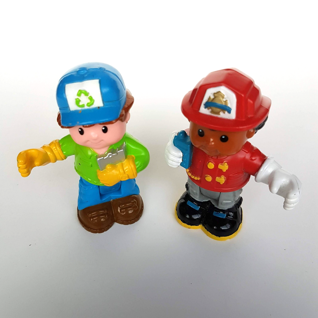 Little People POSEABLE FIRE FIGHTER RECYCLER RYAN Doll Figures Fisher Price Toy1