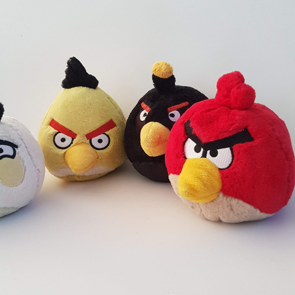 2010 Angry Birds BOMB CHUCK MATILDA RED Plush FLAT Stuffed Animal Soft Toy Cute4
