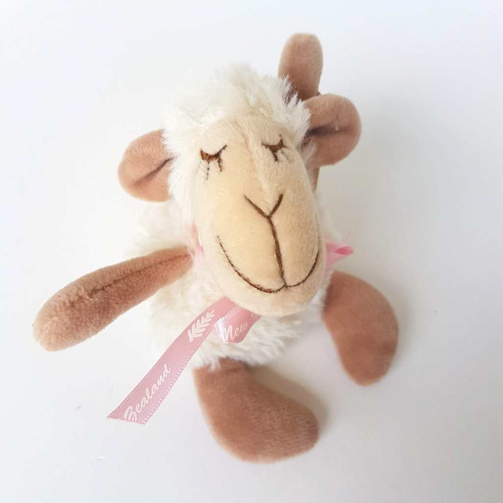 Kiwi & Friends WHITE LAMB SHEEP 16cm Plush Stuffed Animal Soft Toy New Zealand7