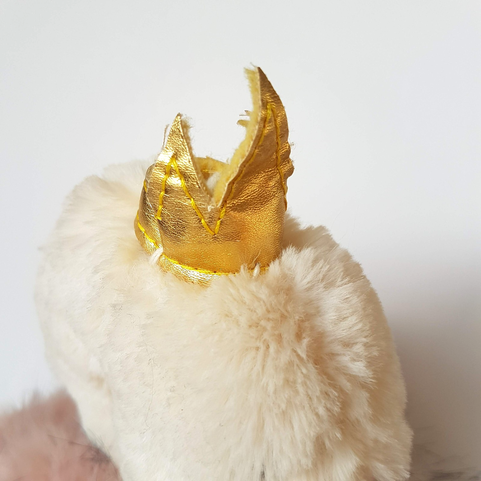 Adairs Kids PRINCESS SWAN Plush Toy 27cm Stuffed Animal Bird Crown Soft Toy3