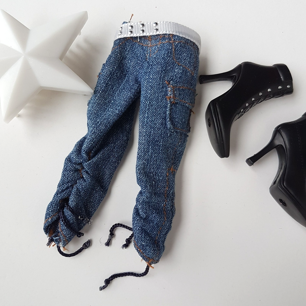 Bratz Doll FUNK OUT CLOE Replacement Jeans Pants Shoes Heels Star Brush Parts1