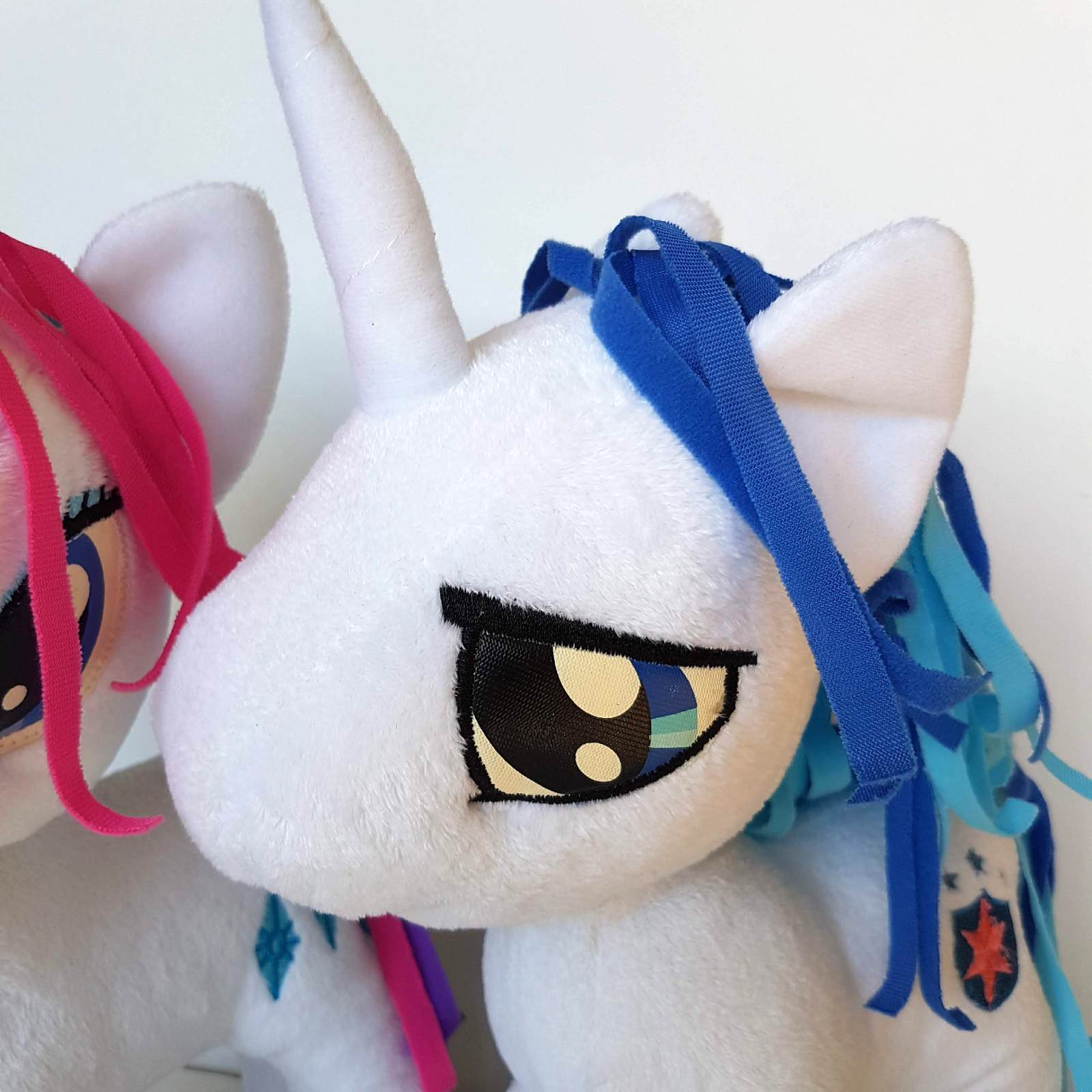 My Little Pony SHINING ARMOUR & RARITY 29cm Soft Toy Horse Plush Stuffed Animal2