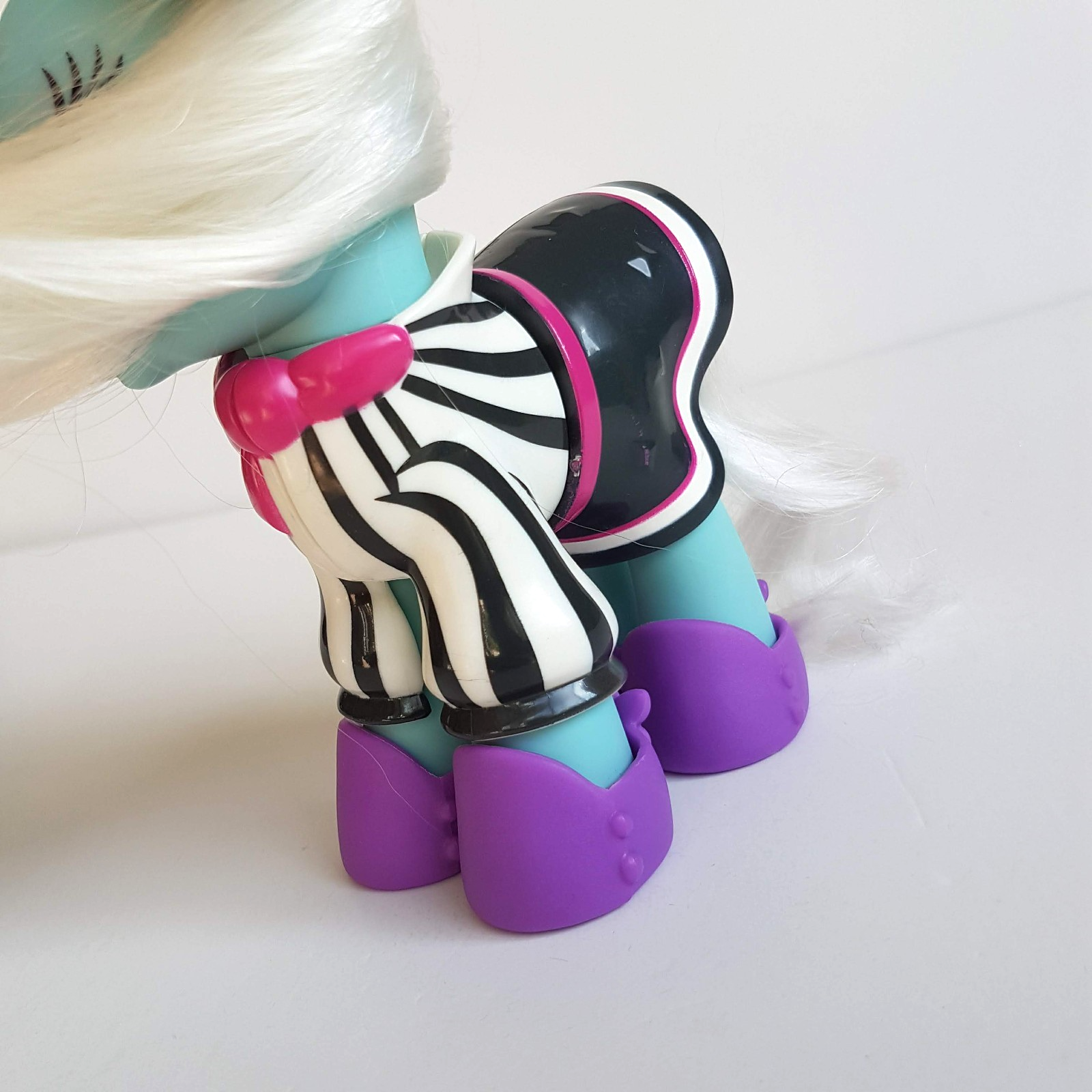 My Little Pony PHOTO FINISH FRIENDSHIP MAGIC Snap On Fashion 16cm Horse Figure5