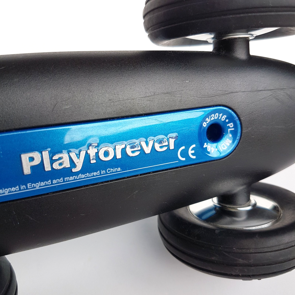 Playforever BONNIE PL MDI 404 1:24 Scale 03/2016 Racing Car Toy Collectible Blue16