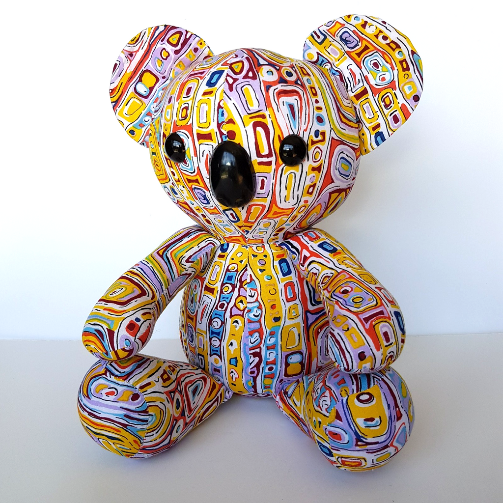Australian OALA ABORIGINAL ARTIST Felicity Robertson Nampitjinpa Koala Plush Toy0