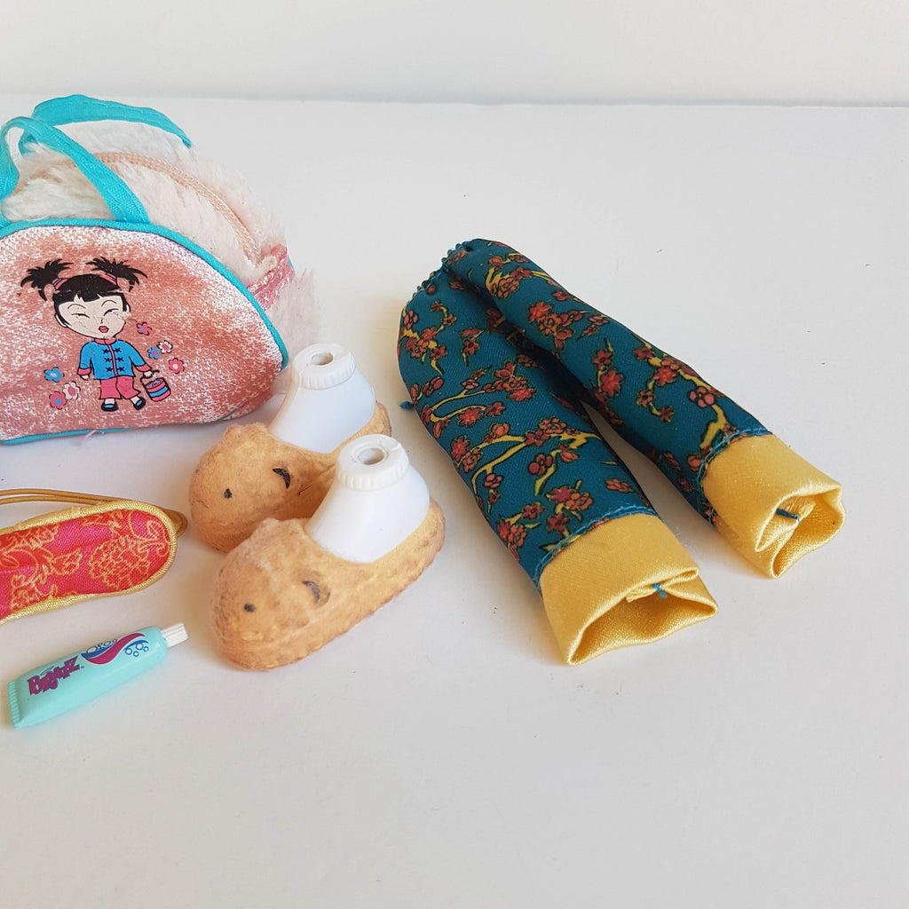 Bratz 2003 SLUMBER PARTY JADE Accessories Replacements Fashion Clothes3