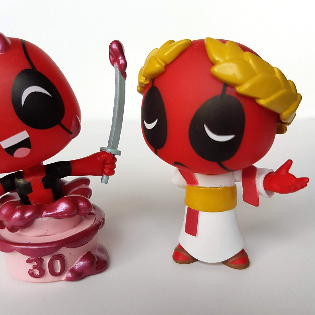 Funko Mystery Minis DEADPOOL 30th Anniversary + Roman Senator Action Figures Toy2