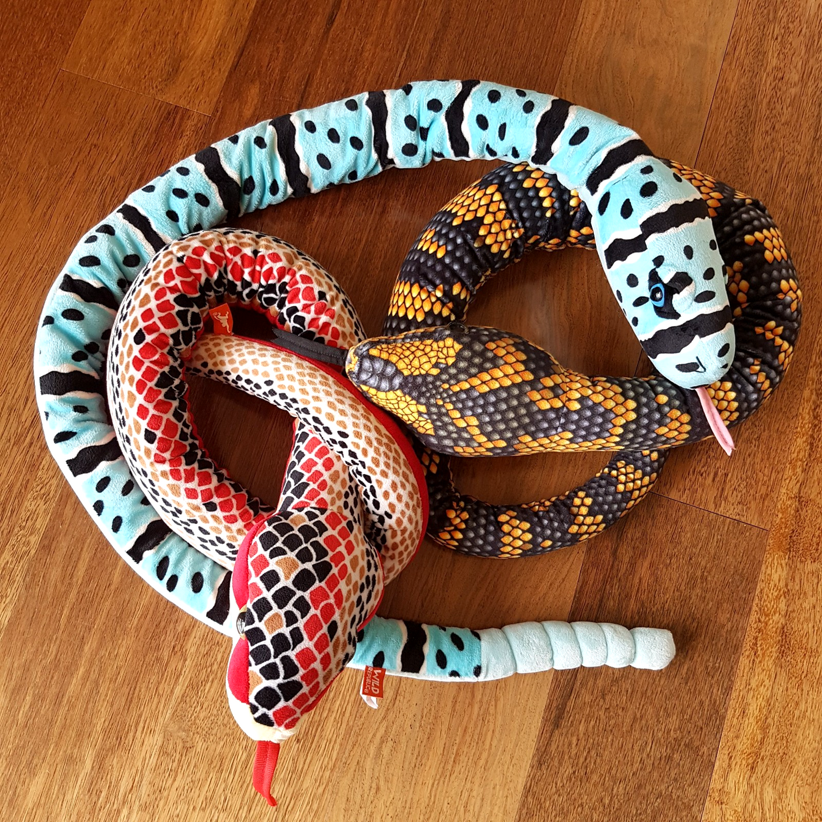 Wild Republic 3 SNAKE Plush 130cm Reptile Blue Red Black Stuffed Animal Soft Toy0