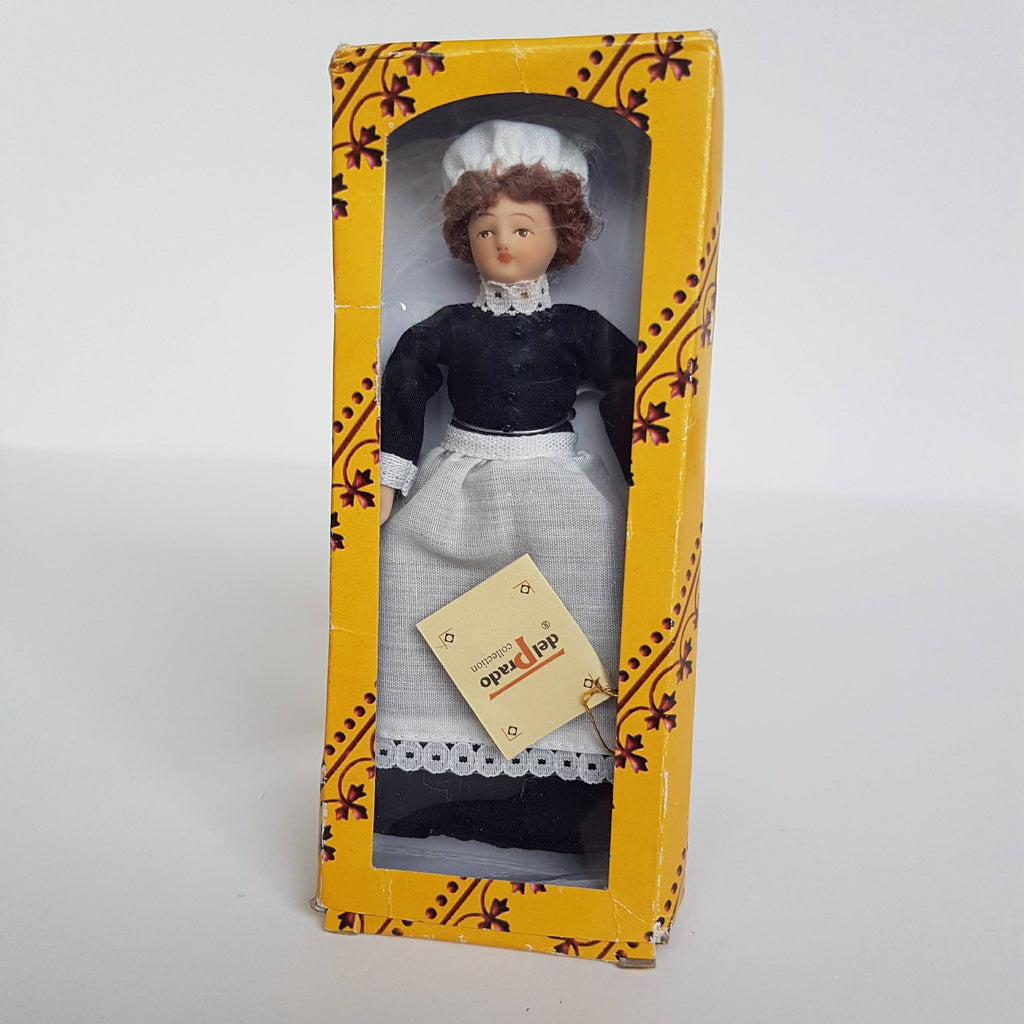 Del Prado Doll House VICTORIAN MAID Housekeeper Doll Black White Collectible3