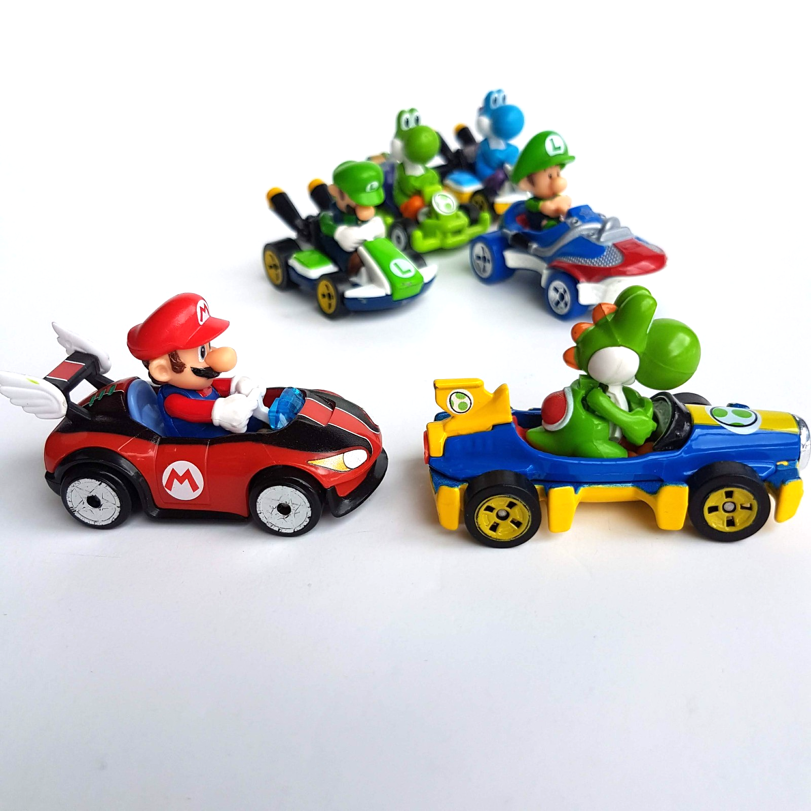 Super Mario HOTWHEELS DIE CAST Lot Nintendo Cars Luigi Yoshi Mario Gaming Toys9