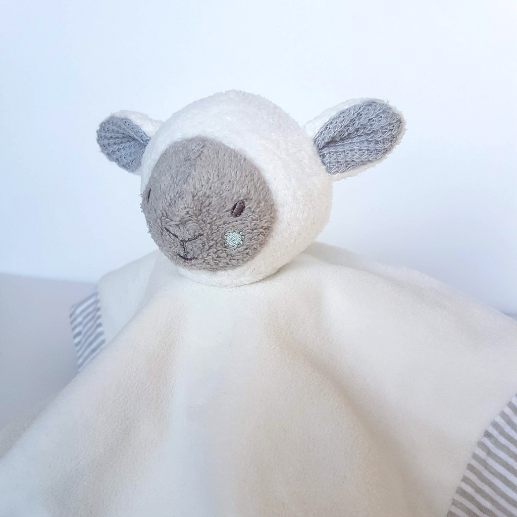 Cuddly Blanket SLEEPY SHEEP Lamb Rattle Lovey Plush Security Comforter Soft Toy3
