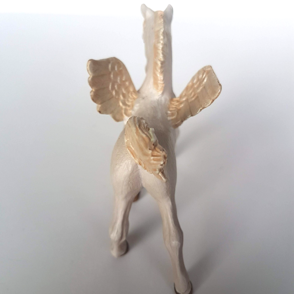 2011 PAPO BABY PEGASUS 9cm Magic Fantasy Horse Figure Figurine White Gold Toy #23