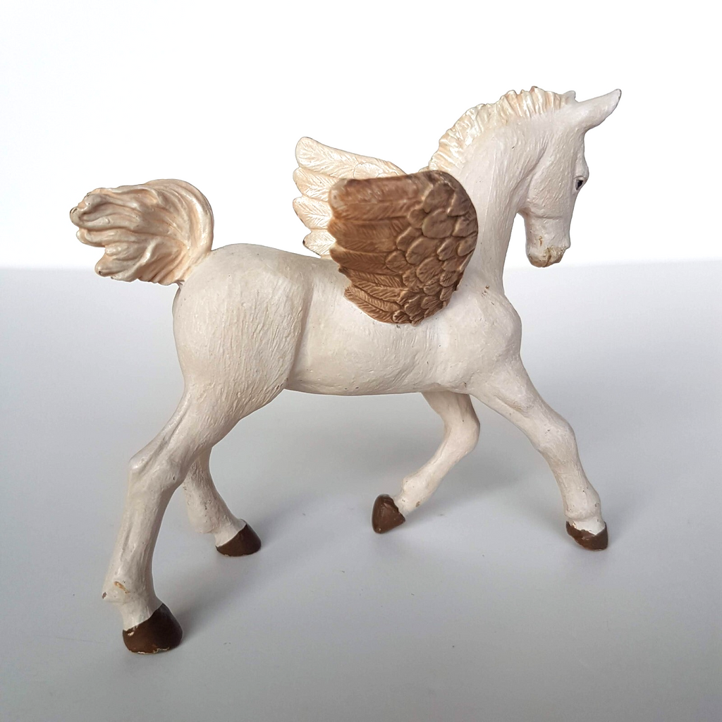 2011 PAPO BABY PEGASUS 9cm Magic Fantasy Horse Figure Figurine White Gold Toy #24