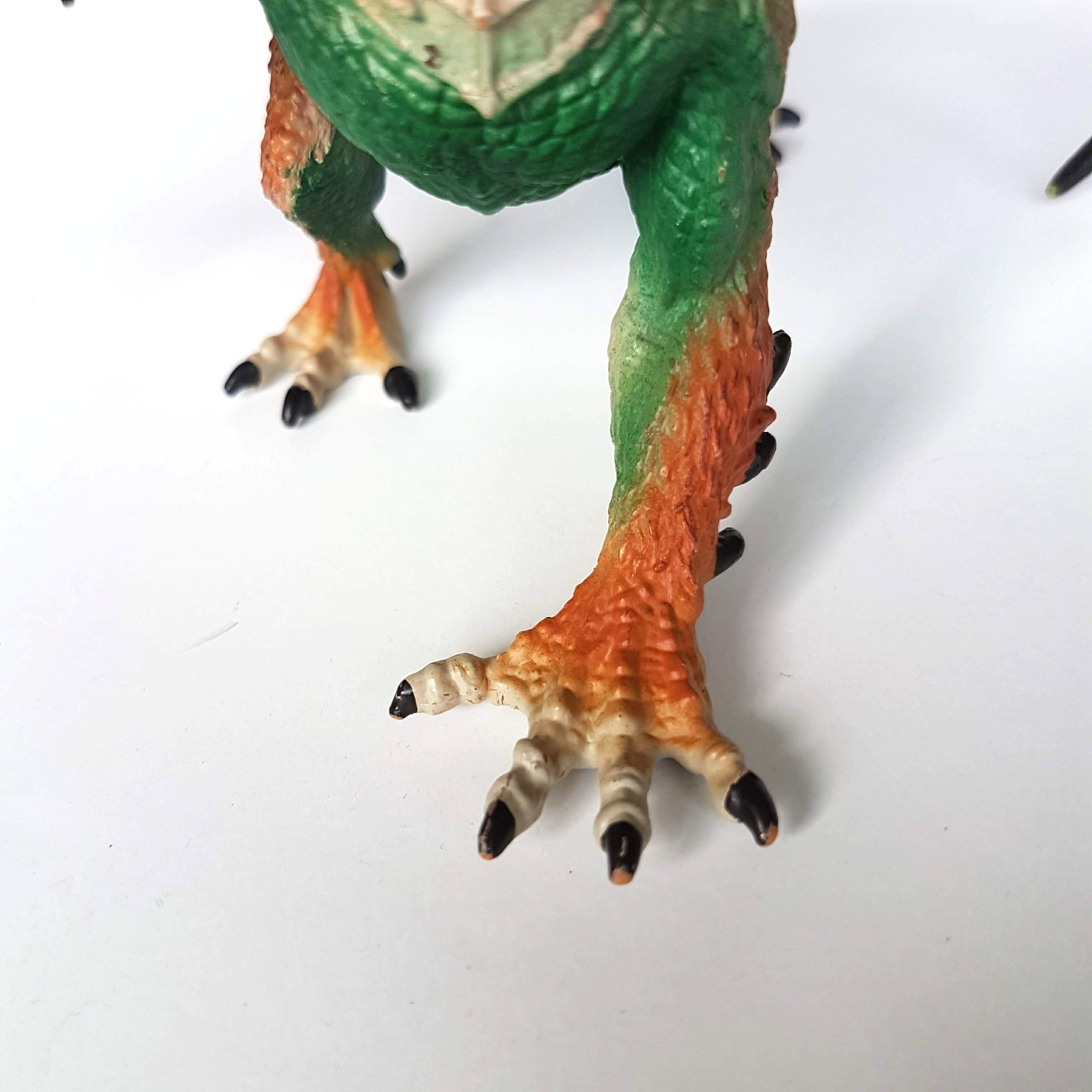 Schleich ELDRADOR POACHED DRAGON Griffin Fantasy Action Figure Moveable Wings8